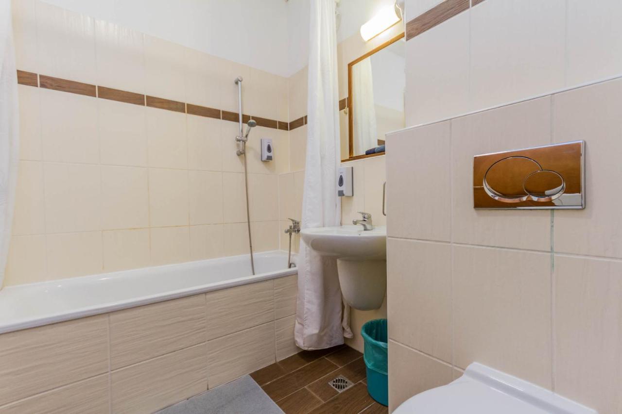 Lovag Charming Apartment In The Center-Ac Budapest Exterior photo