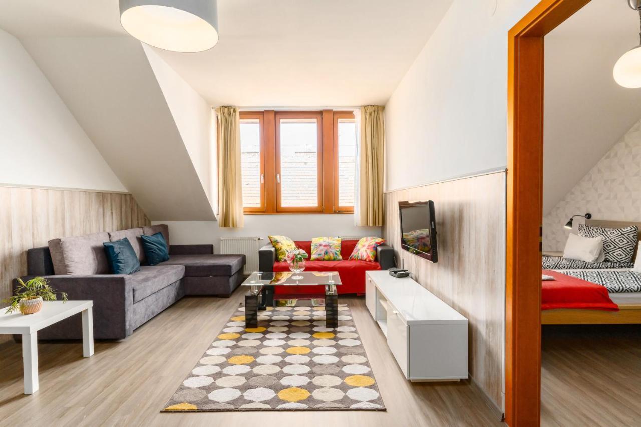 Lovag Charming Apartment In The Center-Ac Budapest Exterior photo